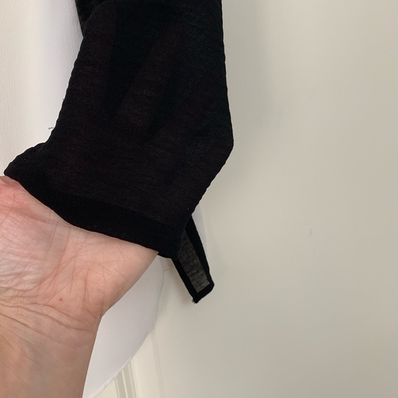 ❤️Willi Smith Semi Sheer Black White Blouse Small - Picture 5 of 6